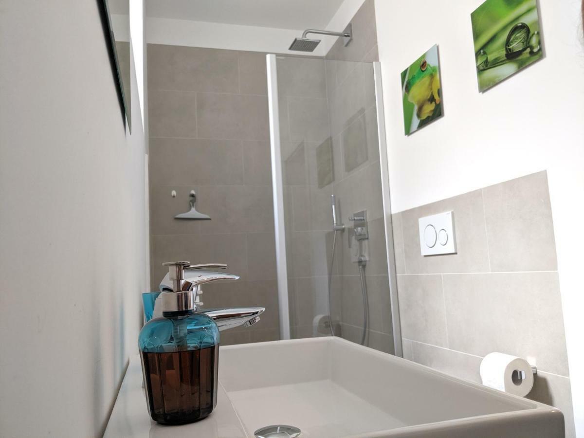 1 Zimmer Apartment Ratingen Ost Luaran gambar